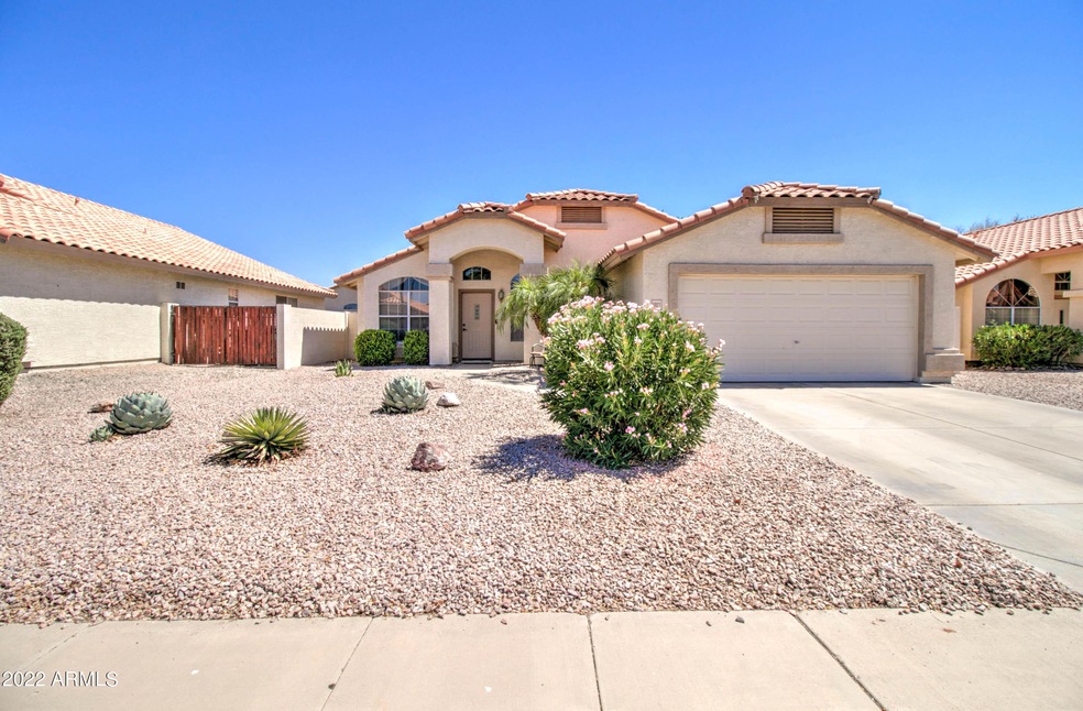 6927 E Lobo Ave-1