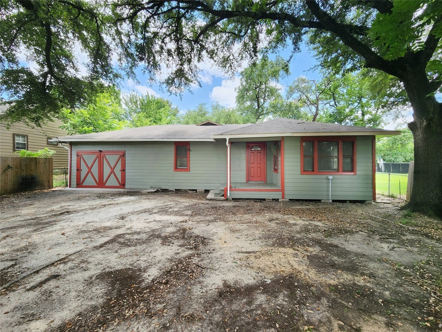 3306 Langley Rd, Houston, TX 77093 - photo 1