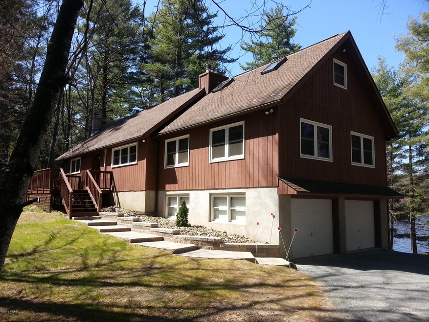 134 Hemlock Point Ct, Hawley, PA 18428 - photo 1