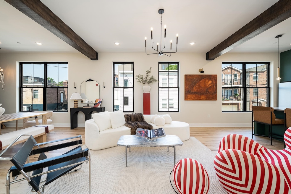 For Sale $799,000 • Co-Listing Agent