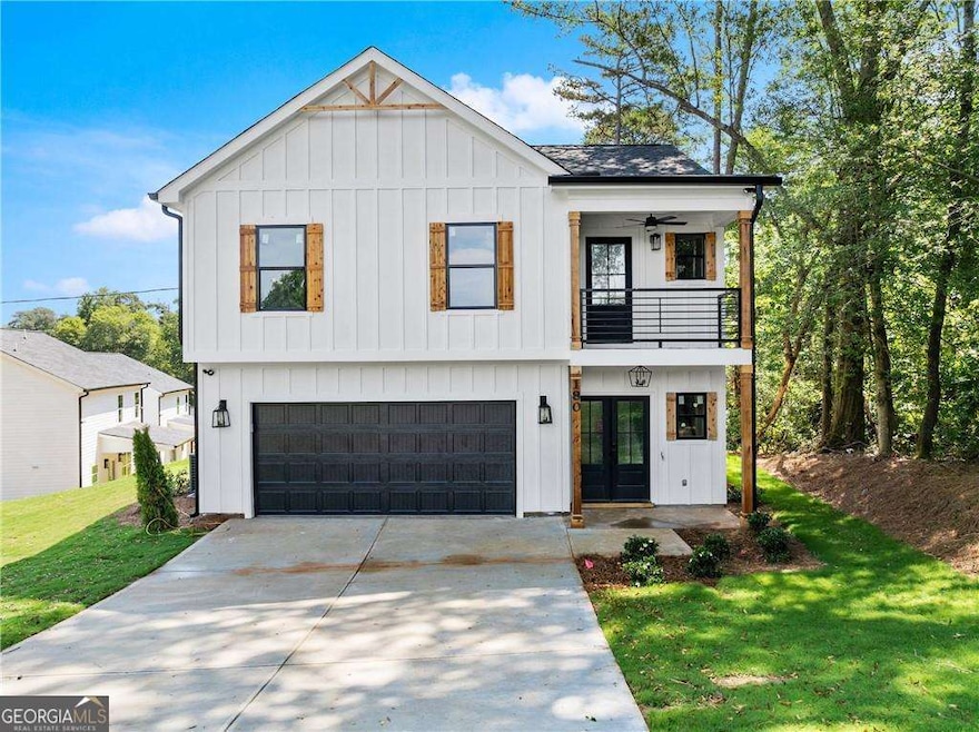 180 Llewellyn St, Clarkesville, GA 30523 - photo 1