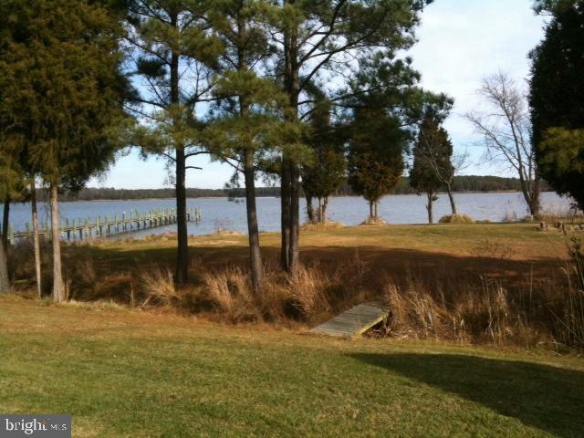 17218 Piney Point Rd, Piney Point, MD 20674 - photo 1