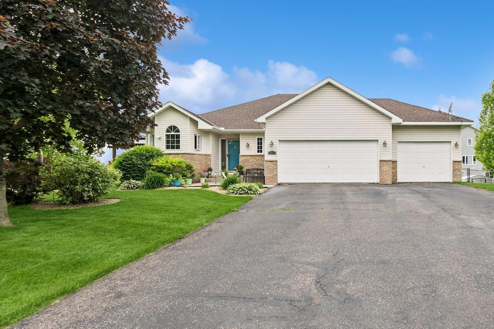 Sold $370,500 • Co-Listing Agent