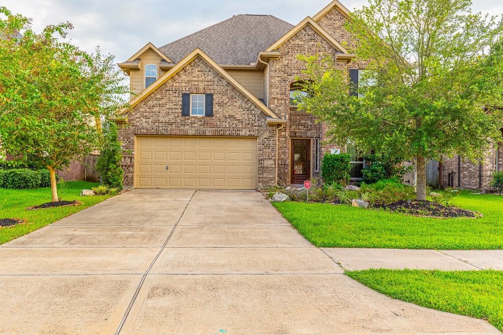 27523 Wade Springs Ct, Fulshear, TX 77441 - photo 1