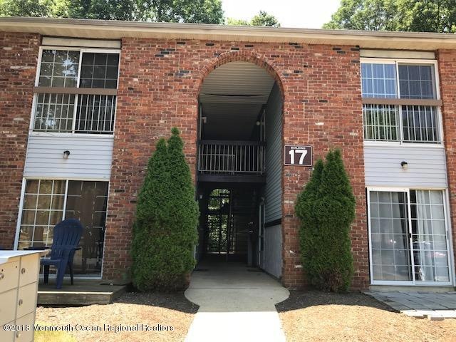 17 Augusta Ct unit 6, Freehold, NJ 07728 - photo 1