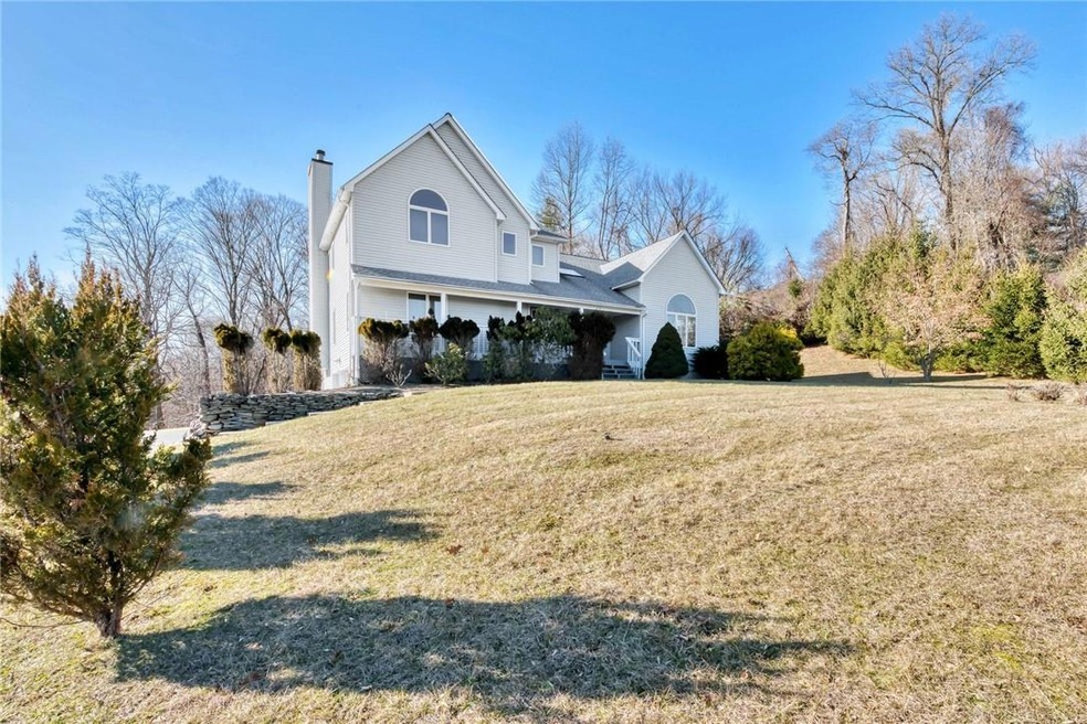 5 Janna Ct, Spring Valley, NY 10977 - photo 1