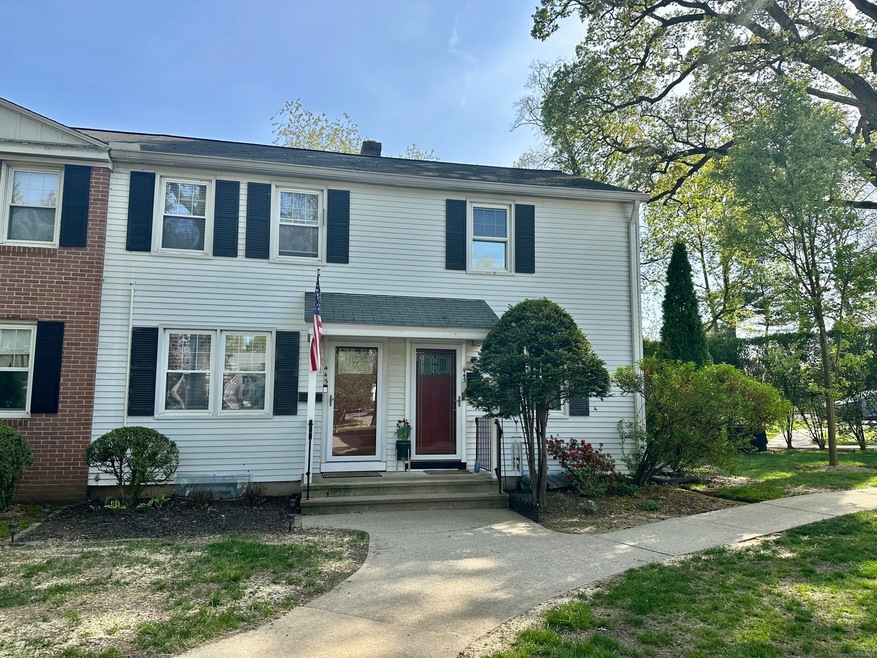 Sold $330,000 • Co-Listing Agent