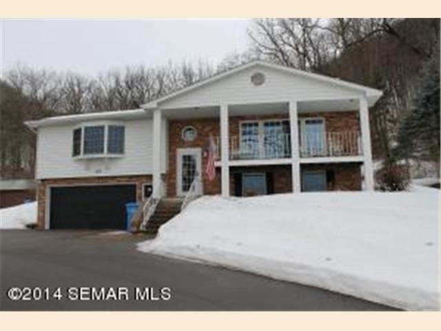 145 W Lake Blvd, Winona, MN 55987 - photo 1