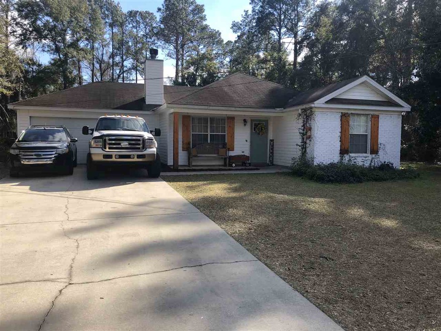 107 Wildwood Dr, Crawfordville, FL 32327 - photo 1