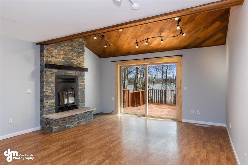 04-Living Room-ELKO0757