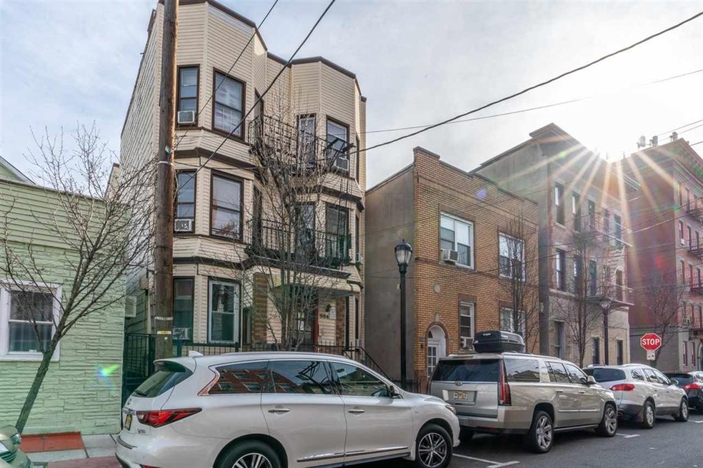 904 Bergenline Ave unit 5, Union City, NJ 07087 - photo 1