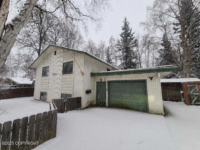 5318 Caribou Ave, Anchorage, AK 99508 - photo 1