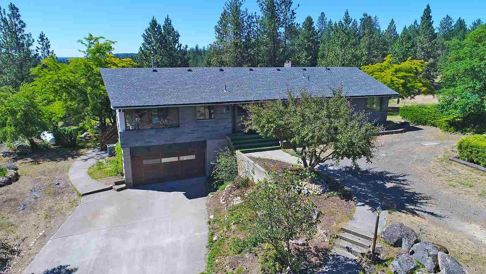 15815 N Hazard Rd unit 158xx N Hazard Rd (2, Spokane, WA 99208 - photo 1