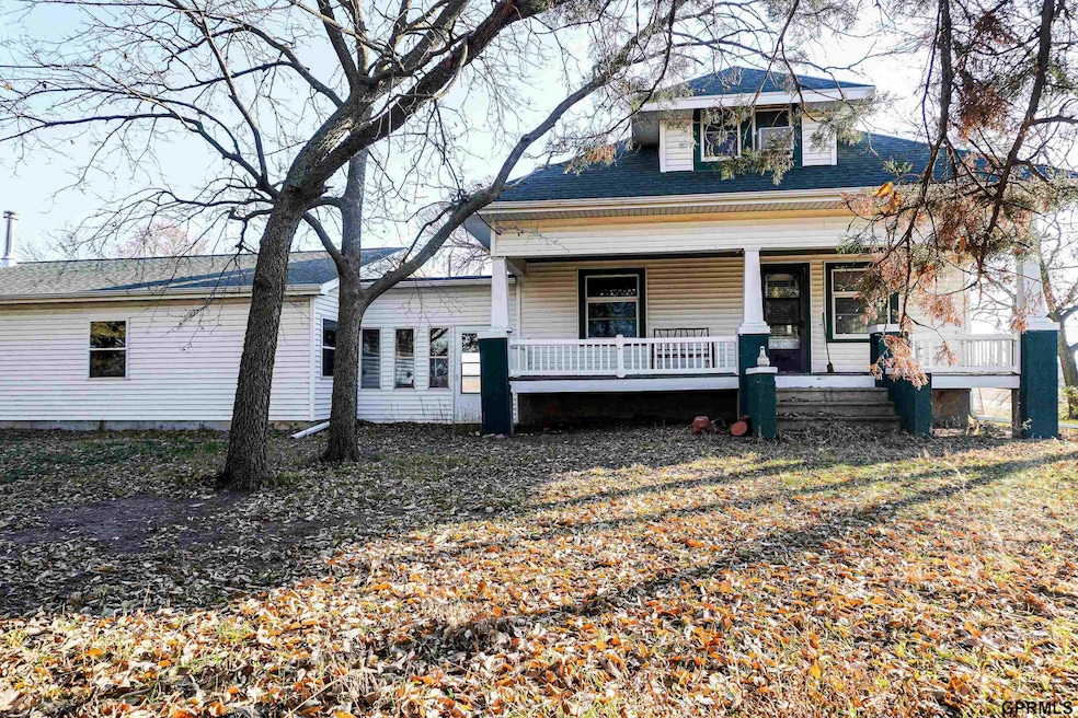 1576 County Rd N, Wilber, NE 68465 - photo 1