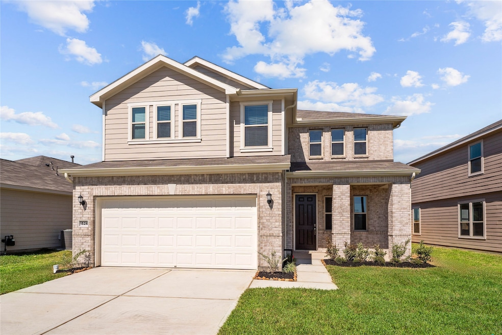 1526 Grand Olympia Dr, Fresno, TX 77545 - photo 1