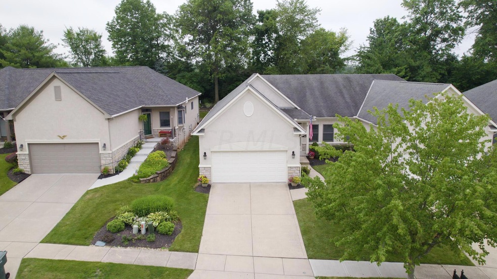 6077 McNaughten Grove Ln, Columbus, OH 43213 - photo 1