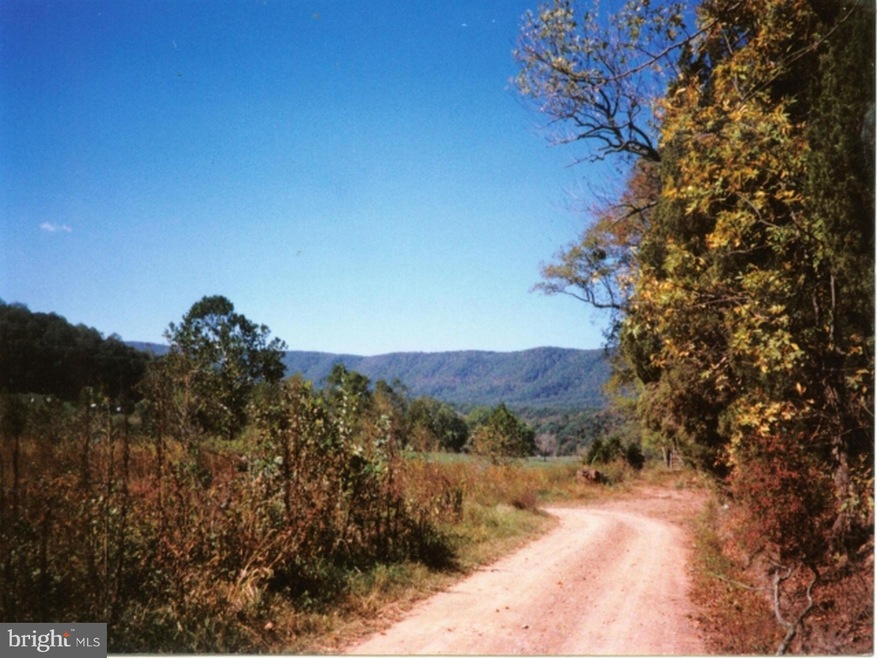 0 Pawnee unit 1000406563, Front Royal, VA 22630 - photo 1