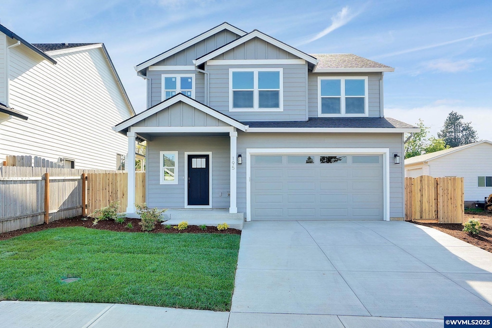 195 Iowa St, Silverton, OR 97381 - photo 1