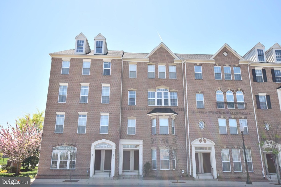 9515 Center St unit 1F, Manassas, VA 20110 - photo 1