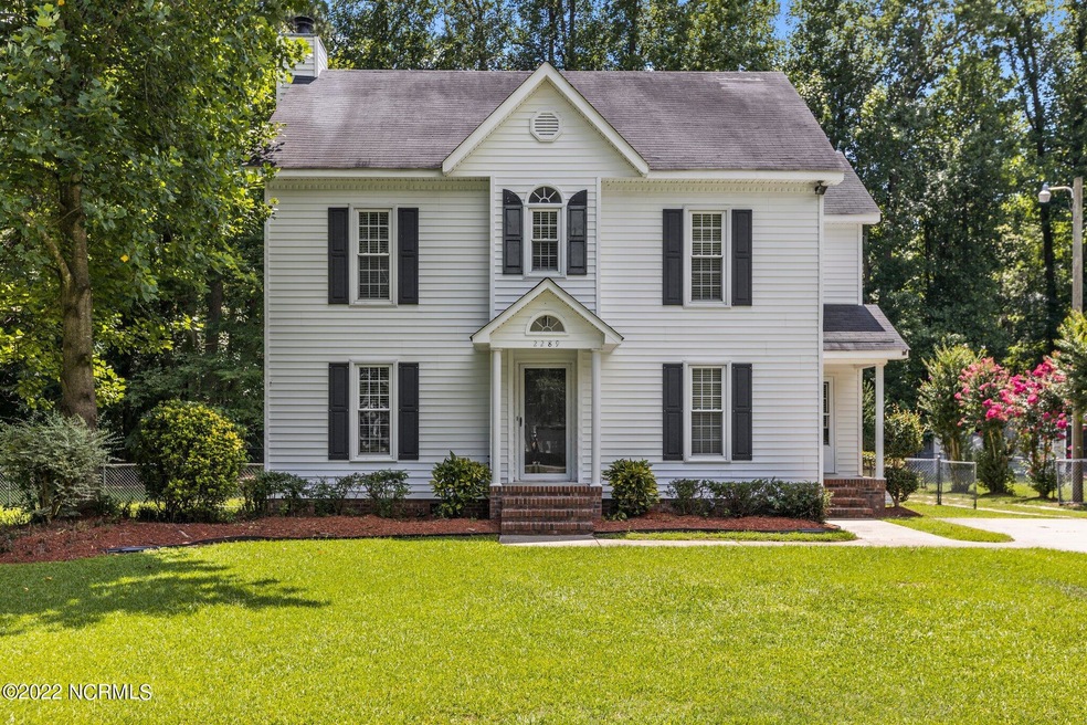 2289 Woodridge Dr, Winterville, NC 28590 - photo 1