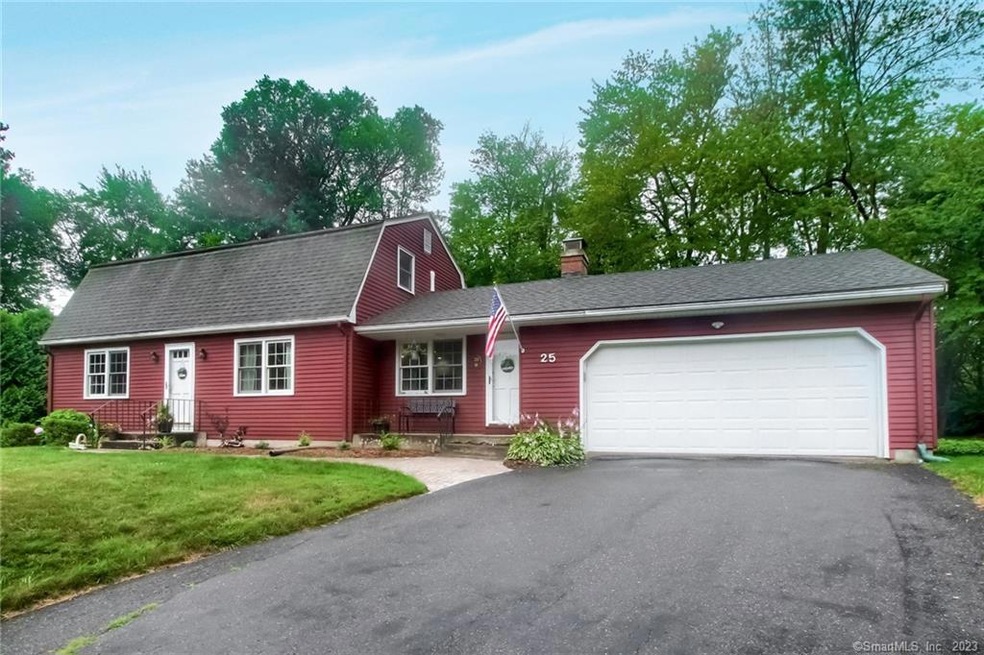 25 Bayberry Cir, Windsor, CT 06095 - photo 1