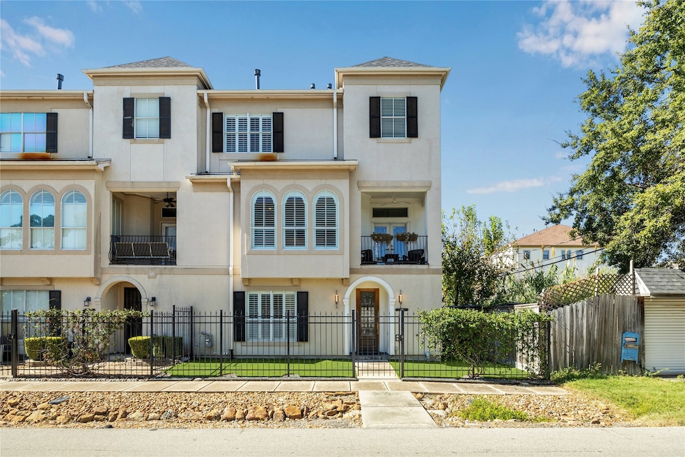 811 Patterson Street