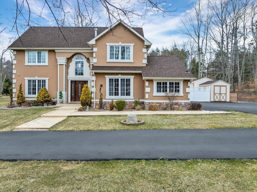Sold $490,000