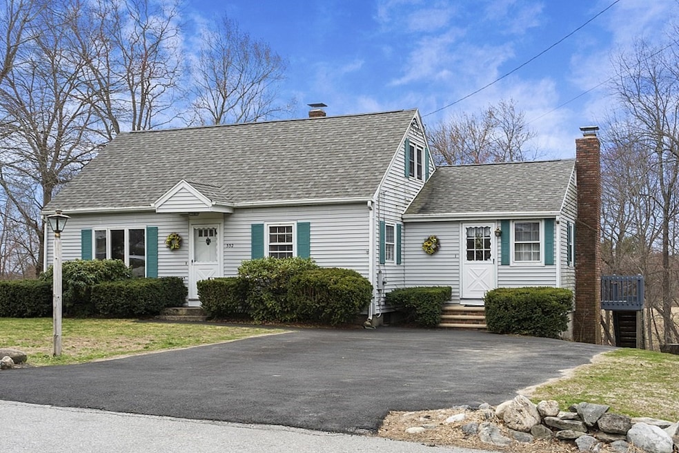 332 Old Marsh Hill Rd, Dracut, MA 01826 - photo 1