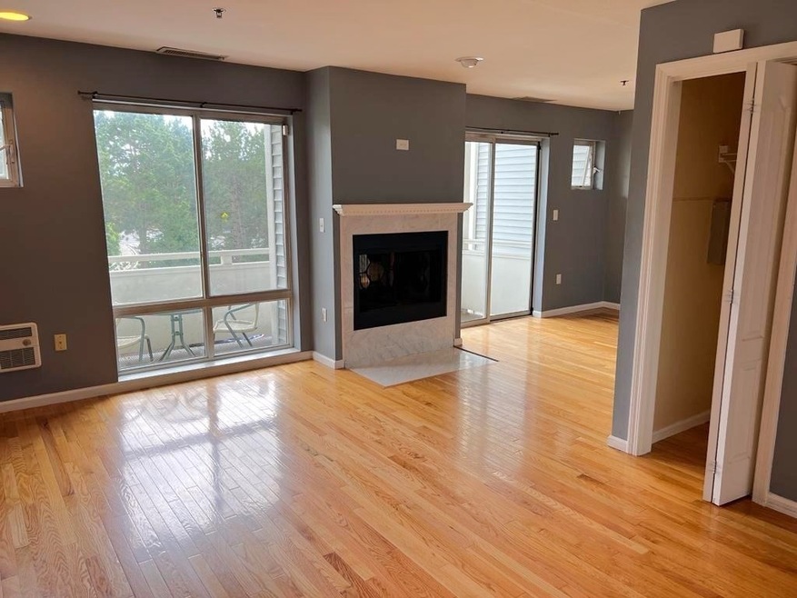 200 Falls Blvd unit H305, Quincy, MA 02169 - photo 1
