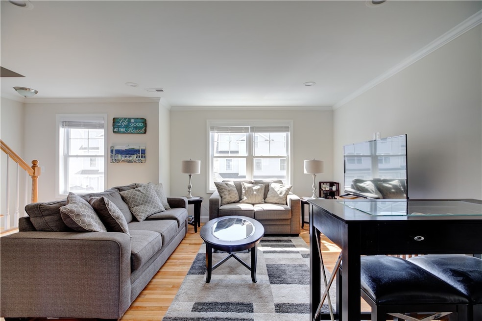 17 Mariner Way, Middletown, RI 02840 - photo 1