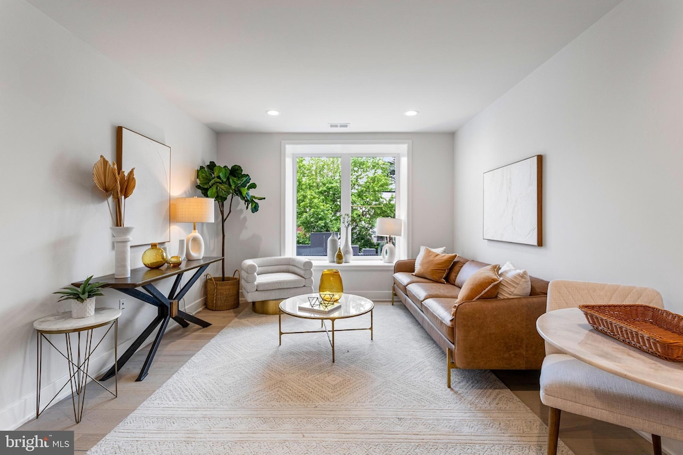 845 19th St NE unit 8, Washington, DC 20002 - photo 1