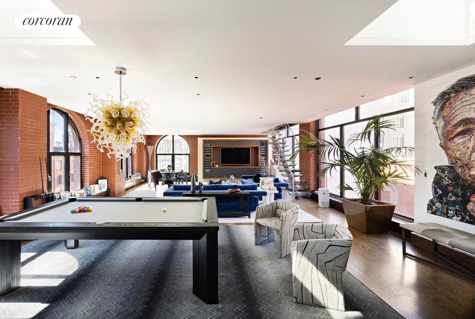 Pending $9,500,000 • Co-Listing Agent