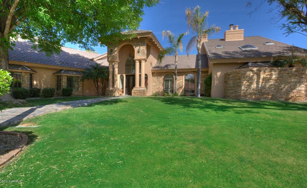 Elegant entry way