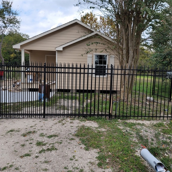 2933 Mierianne St, Houston, TX 77093 - photo 1