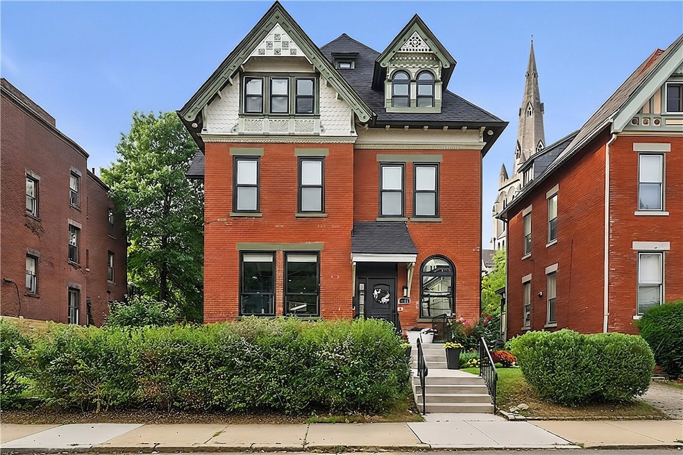 Under Contract $1,850,000