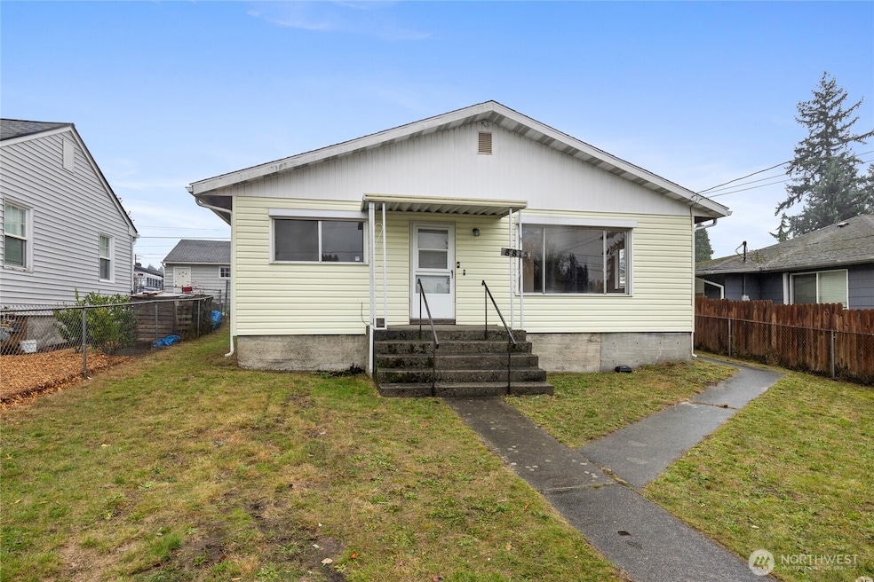 8815 S Yakima Ave, Tacoma, WA 98444 - photo 1