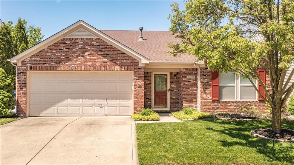 10224 Lothbury Cir, Fishers, IN 46037 - photo 1