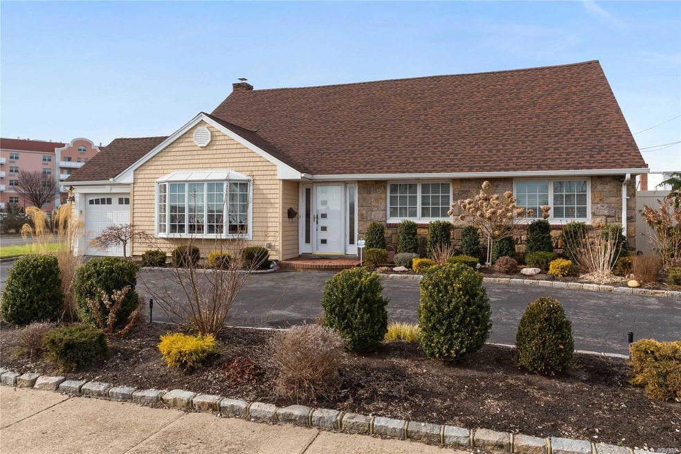 1 Carousel Ln, Lido Beach, NY 11561 - photo 1