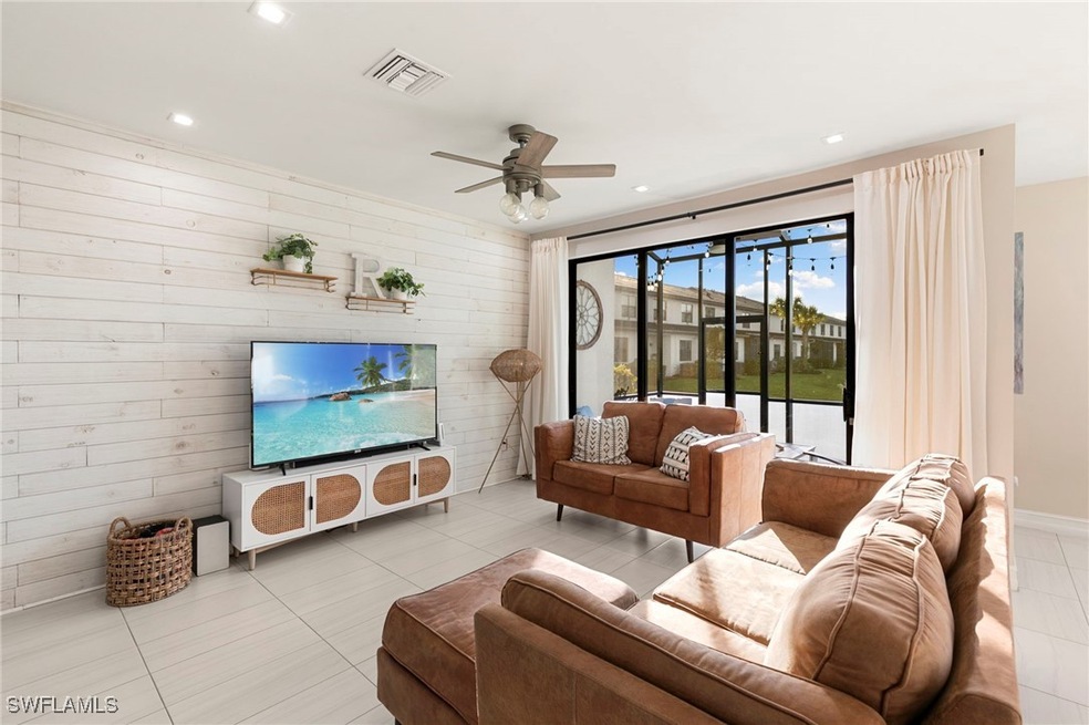 7421 Rockefeller Dr, Naples, FL 34119 - photo 1