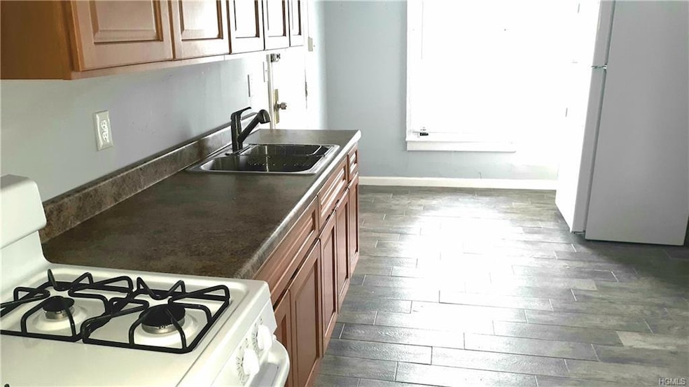 205 Main St unit 2, Nanuet, NY 10954 - photo 1