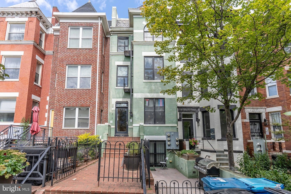 For Rent $2,900/month