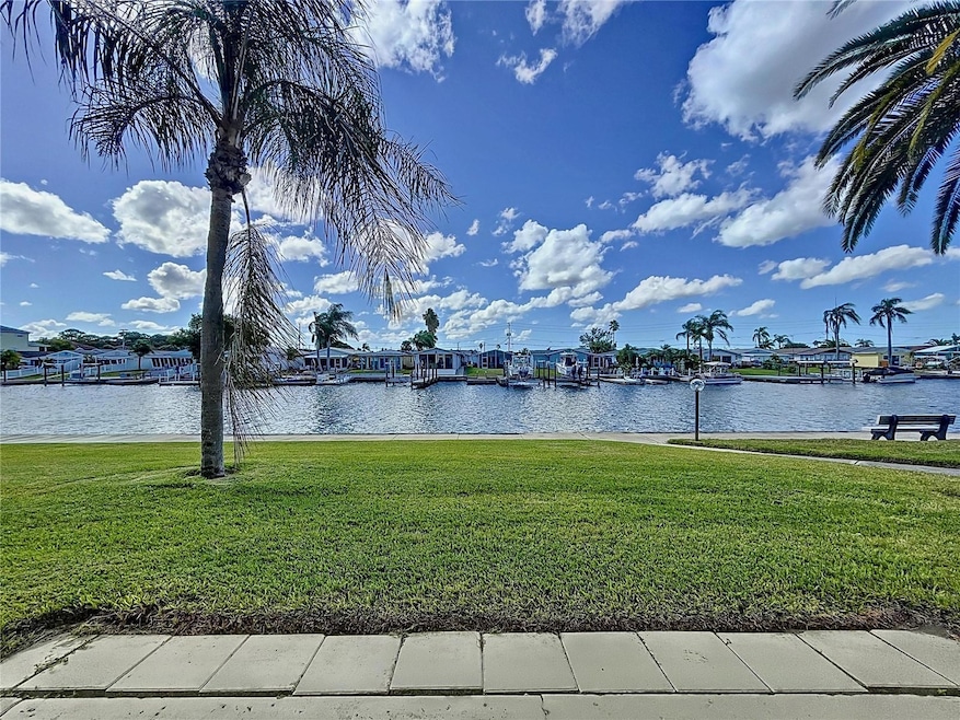 4660 Marine Pkwy Unit 101, New Port Richey, FL 34652 MLS MFRW7859221