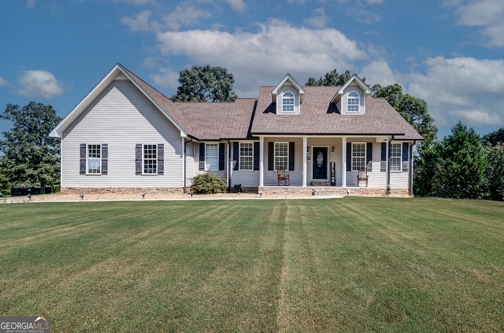 478 Oakland Dr SE, Calhoun, GA 30701 - photo 1