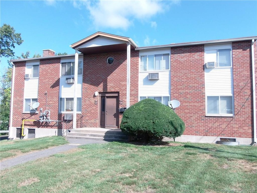 114 National Ave unit 2, Waterbury, CT 06705 - photo 1