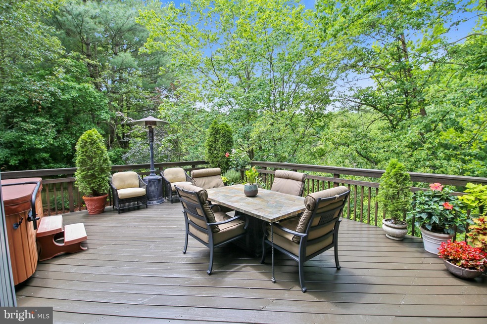 14728 Pebble Hill Ln, North Potomac, MD 20878 - photo 1