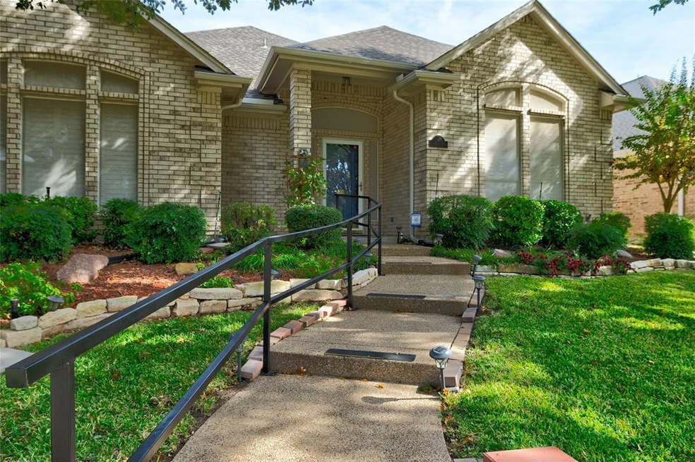 Welcome home to 7105 Deer Hollow