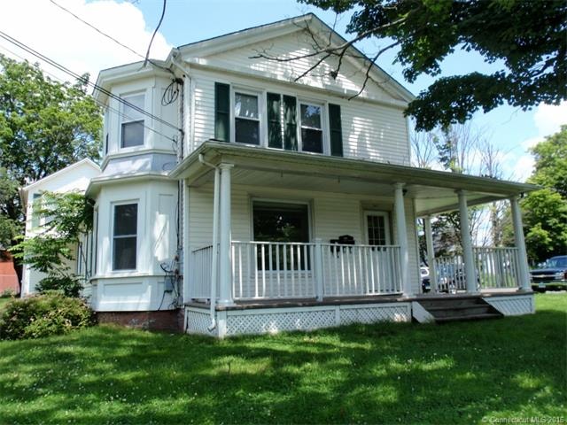 Lovely home in great location!