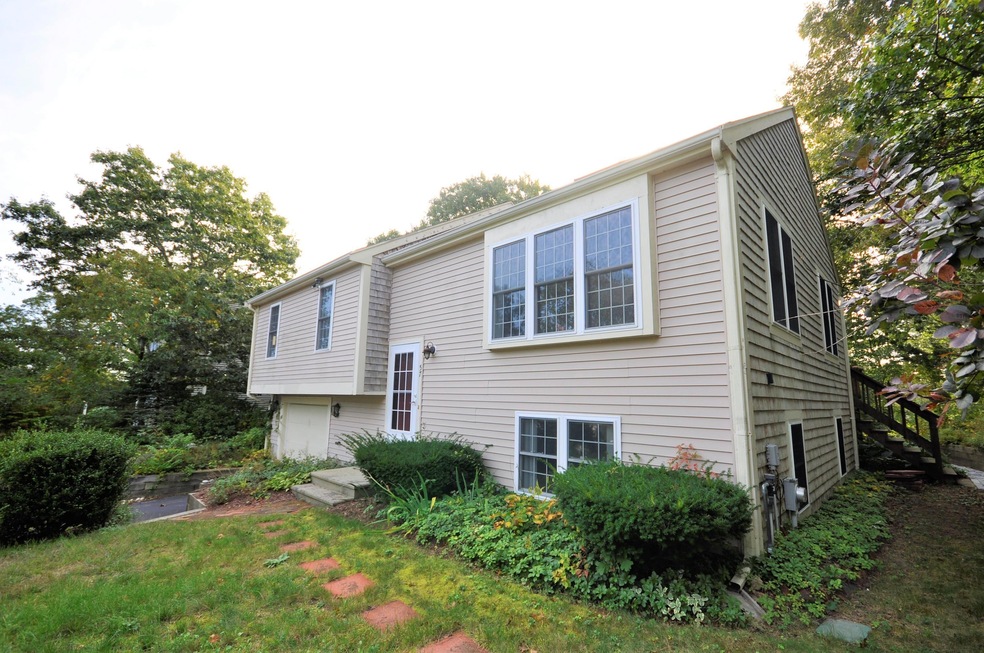 57 Siasconset Dr, Sagamore Beach, MA 02562 - photo 1