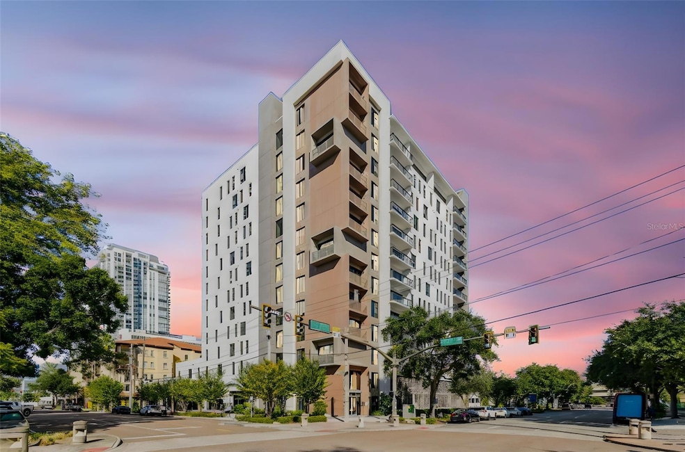 The Salvador unit 1001, St. Petersburg, FL 33701 - photo 1