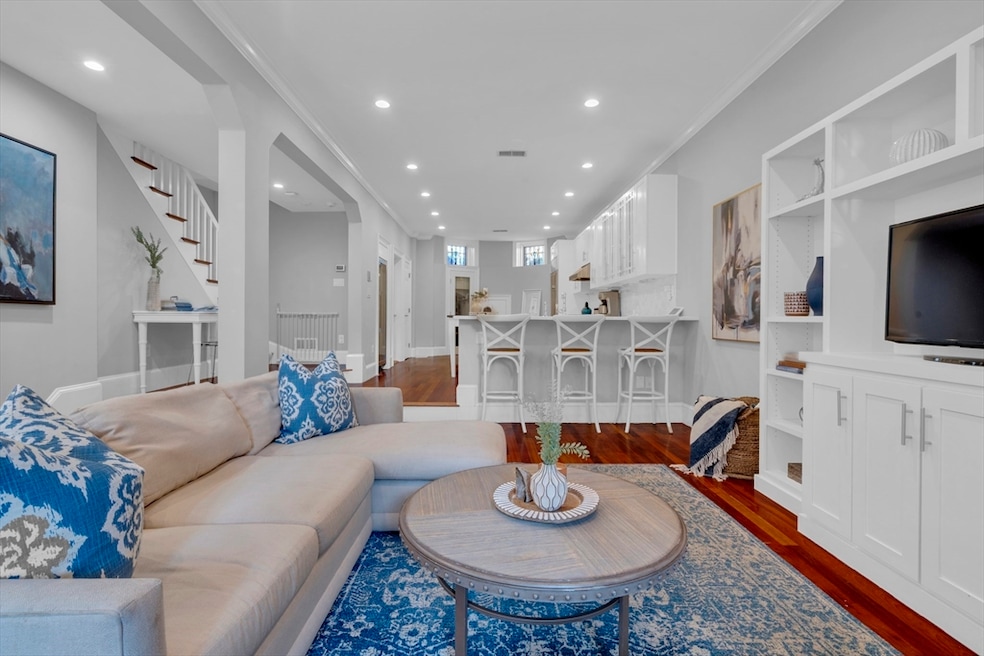 58 W Rutland Square unit 1, Boston, MA 02118 - photo 1